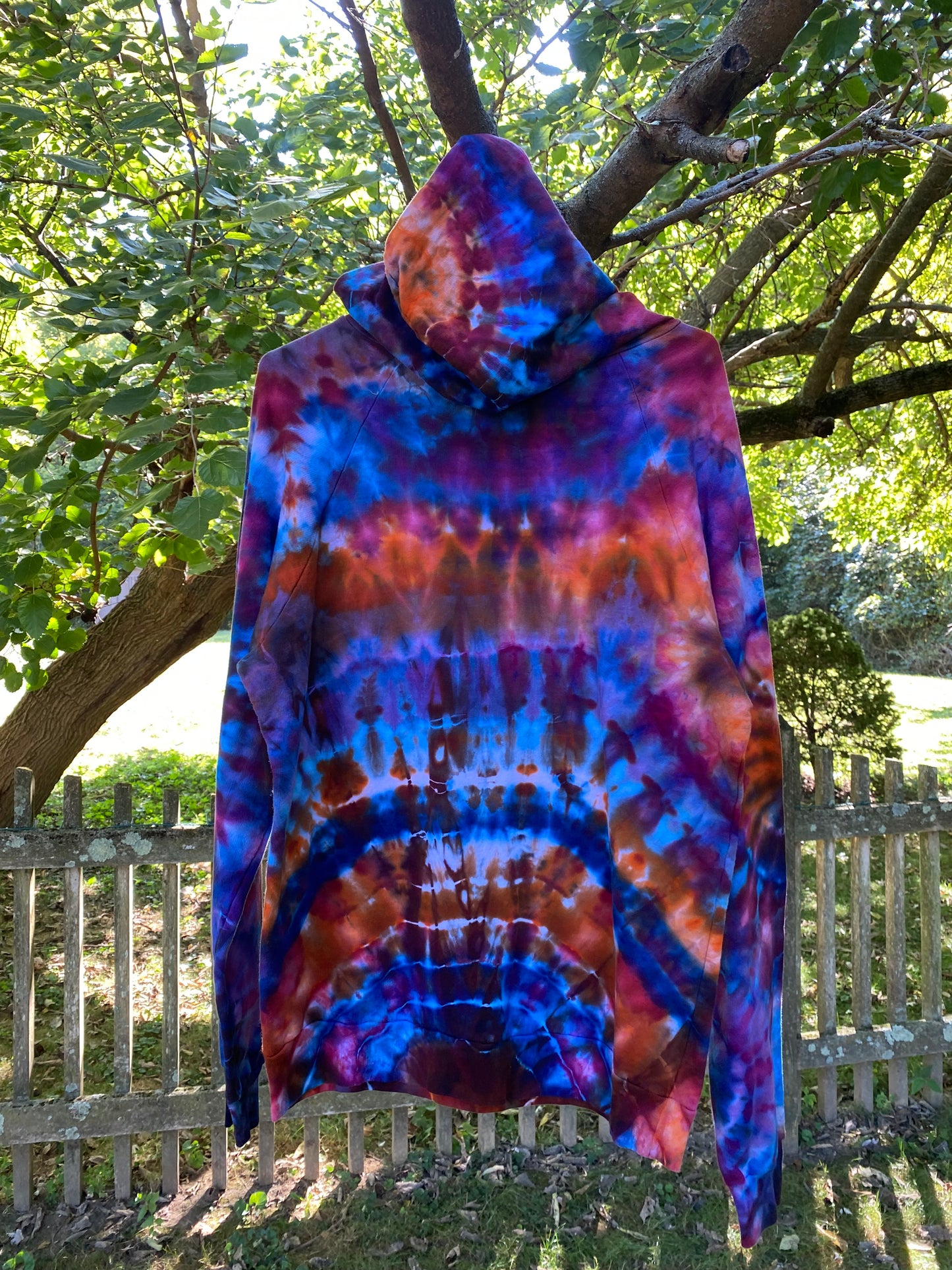 “Fire & Ice” hoodie ~ size L